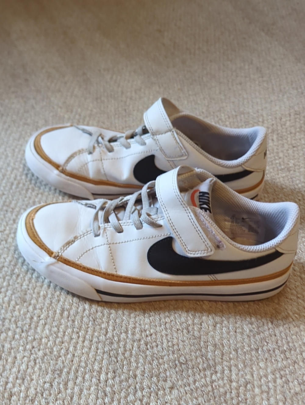 Size 2Y YOUTH Nike Court Legacy White Black Desert Ochre Sneakers Shoes Nice!